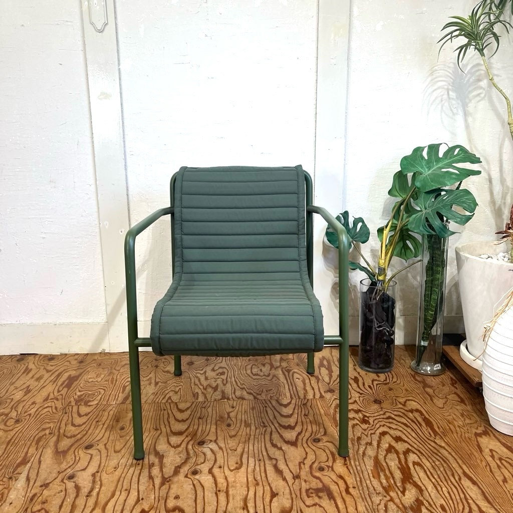 ヘイ/ HAY パリサード / PALISSADE ダイニングアームチェア QUILTEDクッション付き オリーブ デンマーク 北欧 中古