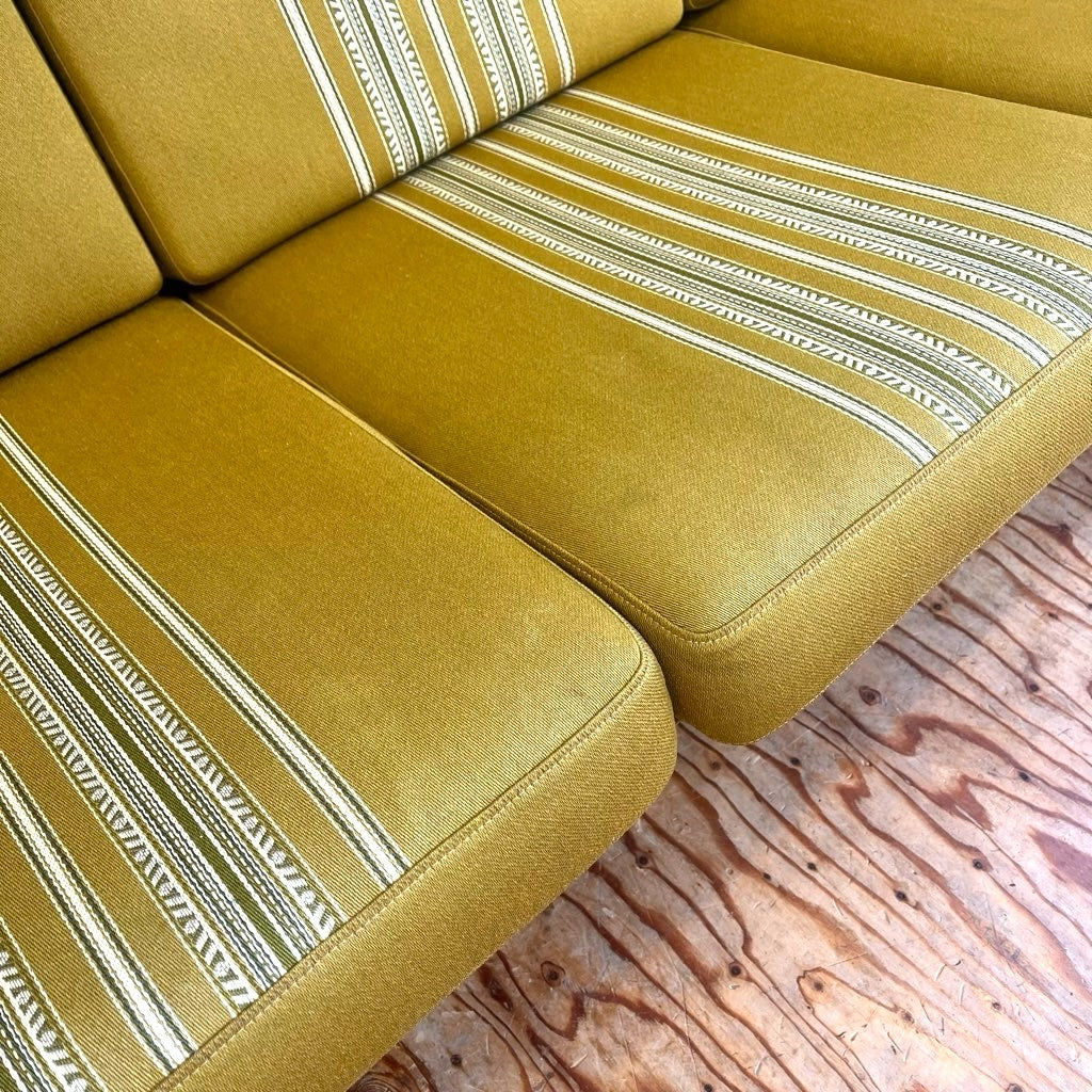 ゲタマ / GETAMA GE290 トリプルソファ 3人掛け ハンスJ.ウェグナー イエロー ヴィンテージ