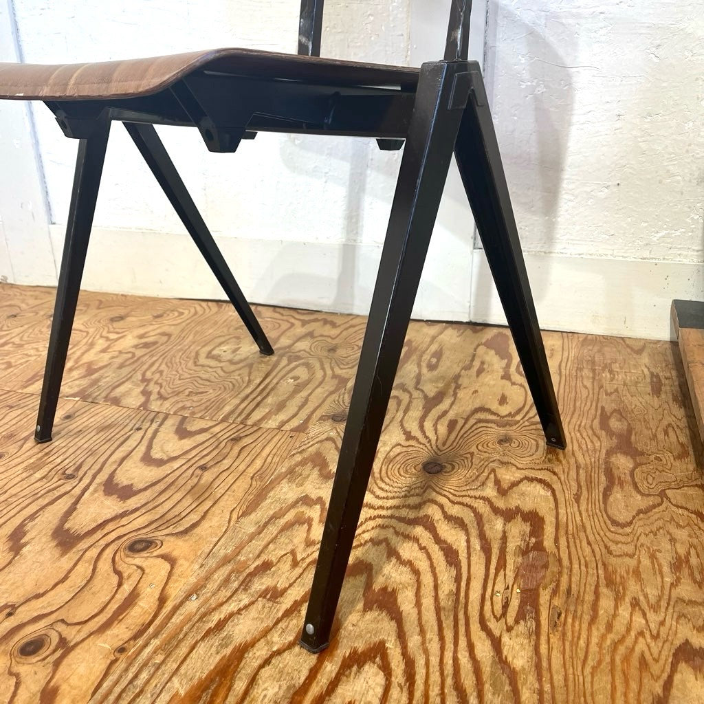 ガルファニタス / GALVANITAS model S21 スタッキングチェア コンパスチェア オランダ ヴィンテージ