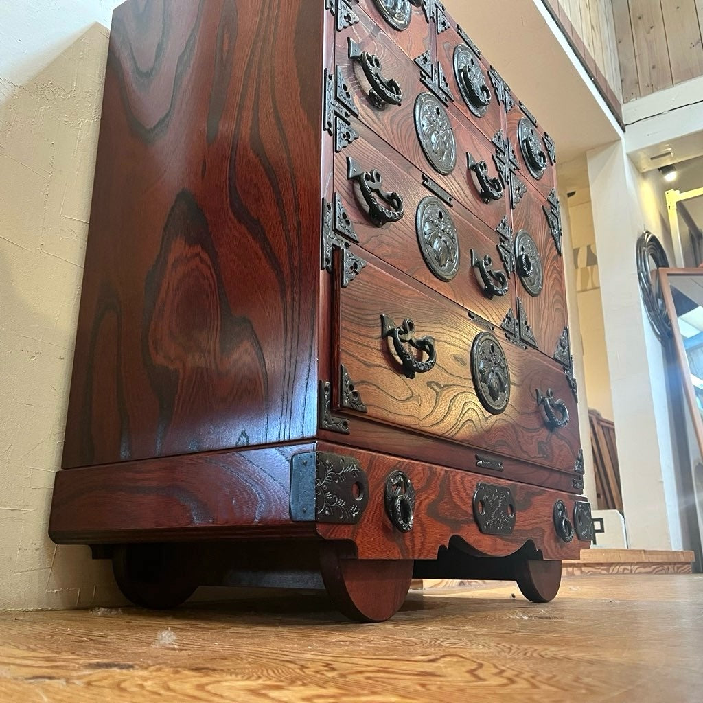 岩谷堂箪笥 車箪笥 和家具 4段 民芸家具 古民具 漆塗り 中古