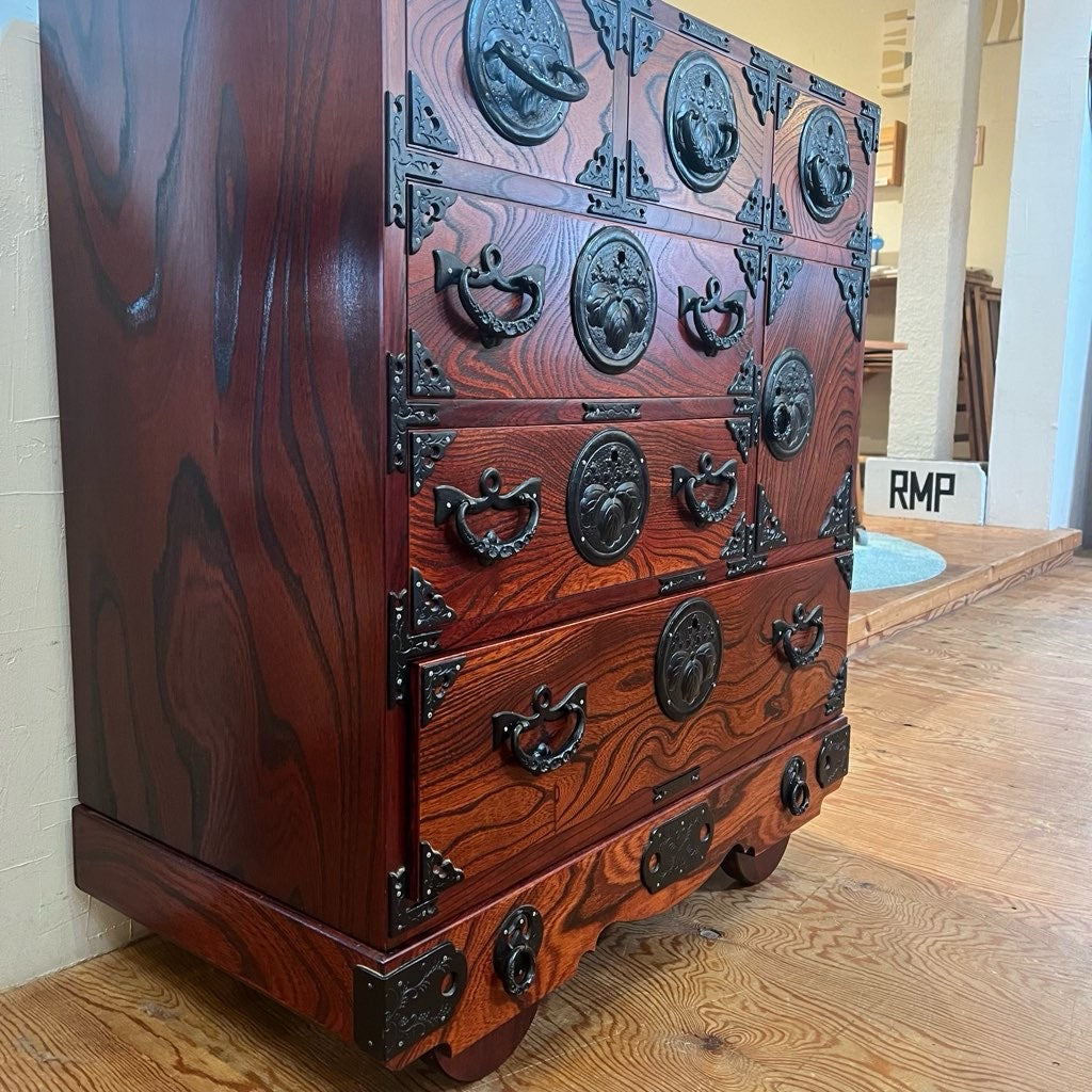 岩谷堂箪笥 車箪笥 和家具 4段 民芸家具 古民具 漆塗り 中古