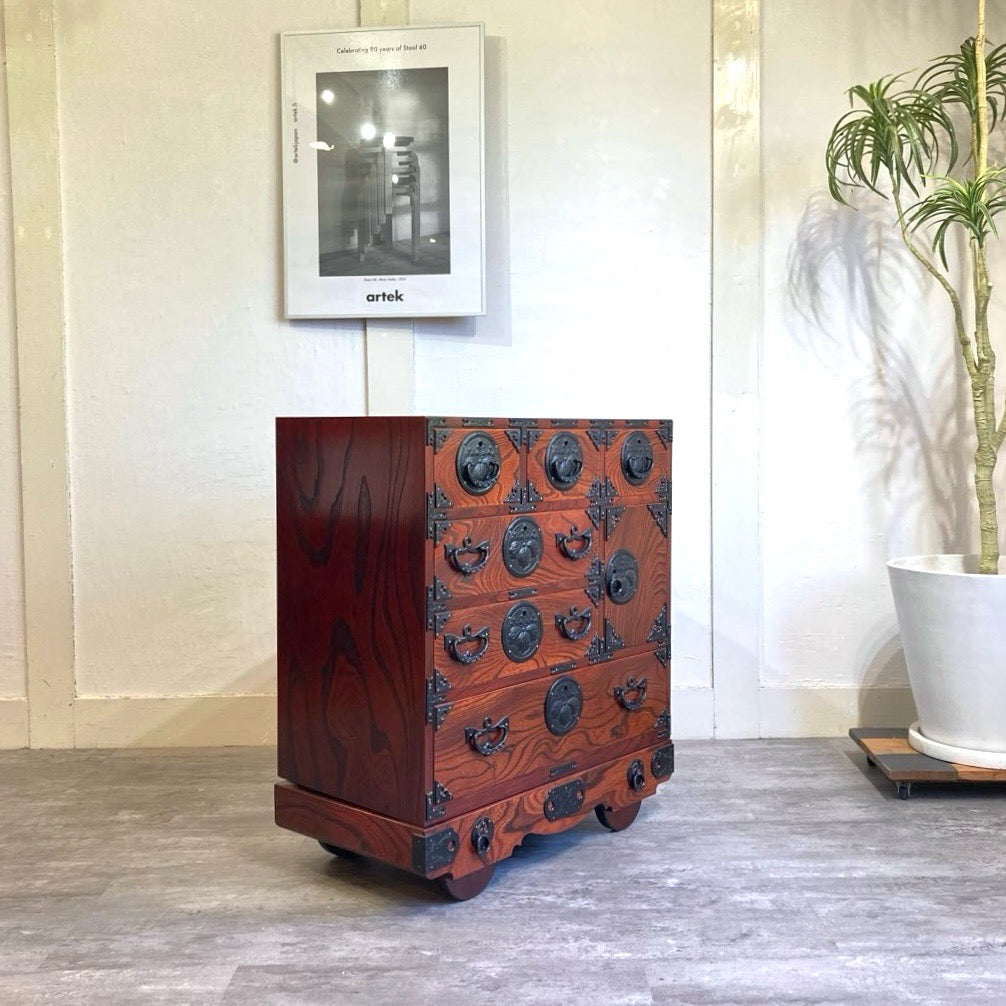 岩谷堂箪笥 車箪笥 和家具 4段 民芸家具 古民具 漆塗り 中古