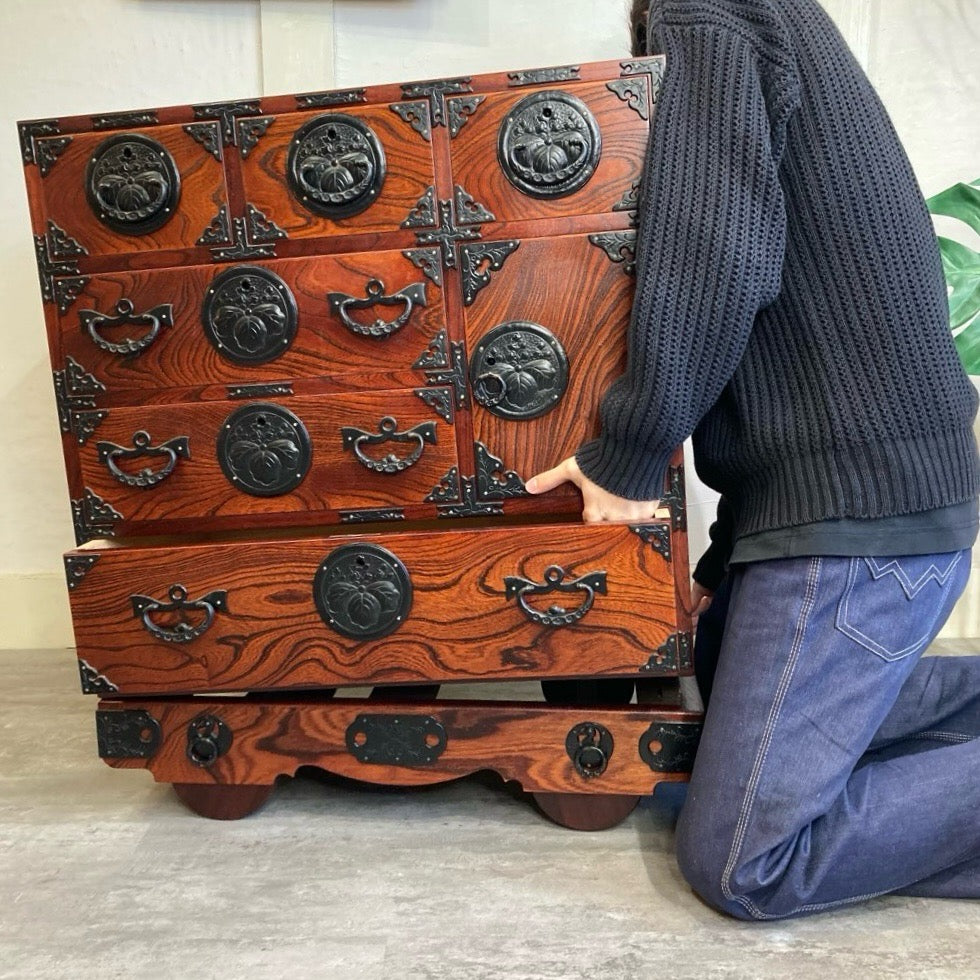 岩谷堂箪笥 車箪笥 和家具 4段 民芸家具 古民具 漆塗り 中古