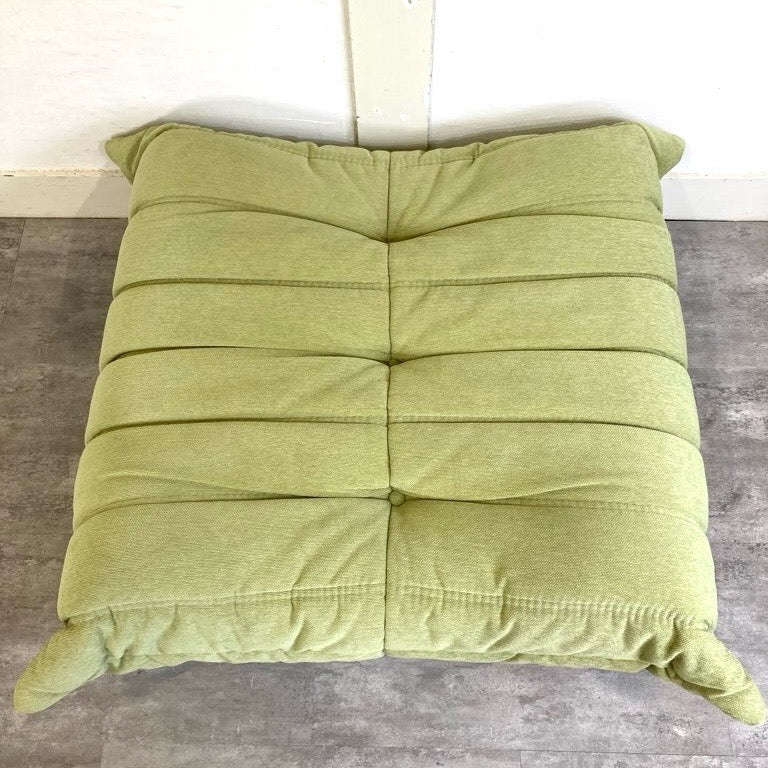 リーン・ロゼ / ligne roset トーゴ パフ オットマン グリーン 中古