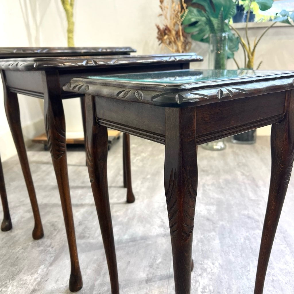 英国アンティーク ネストテーブル サイドテーブル 本革 マホガニー 猫脚