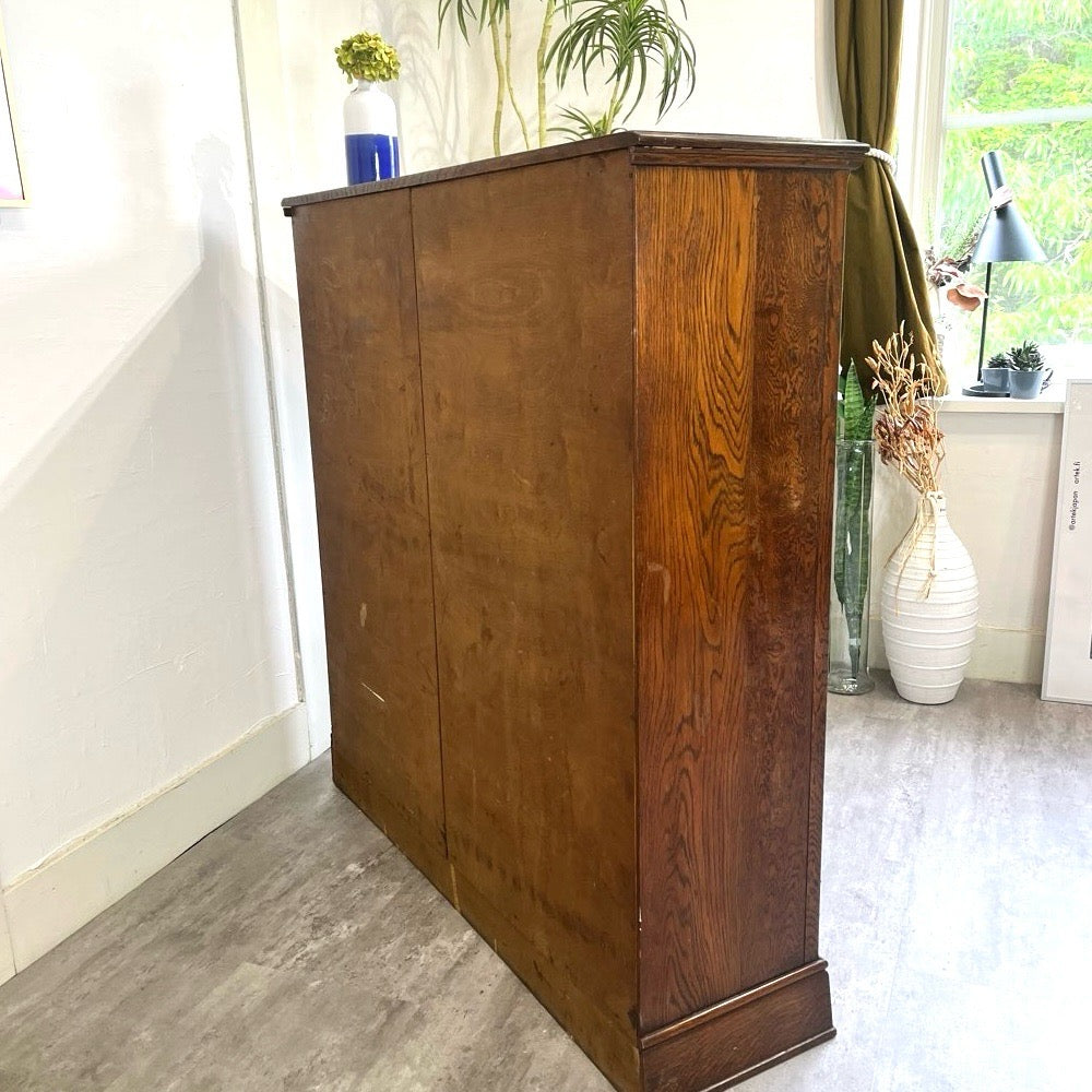 英国 アンティーク カップボード ショーケース 飾り棚 キャビネット