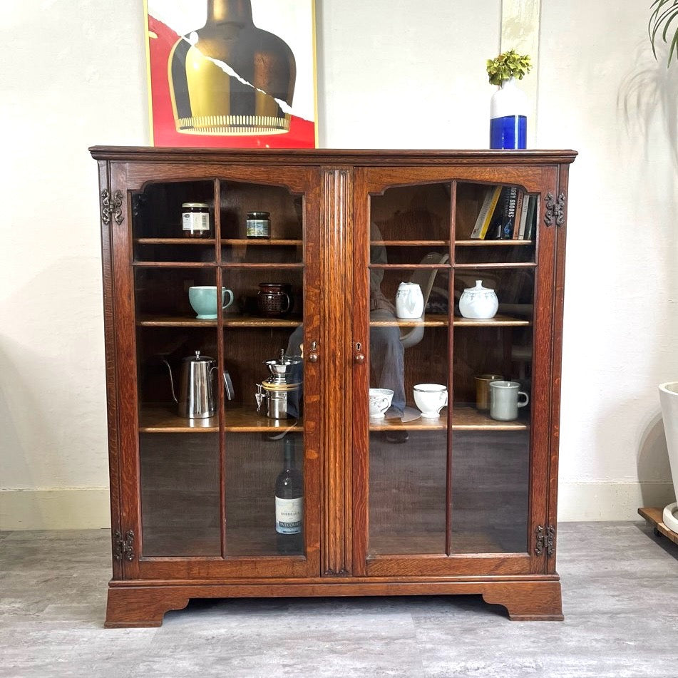 英国 アンティーク カップボード ショーケース 飾り棚 キャビネット