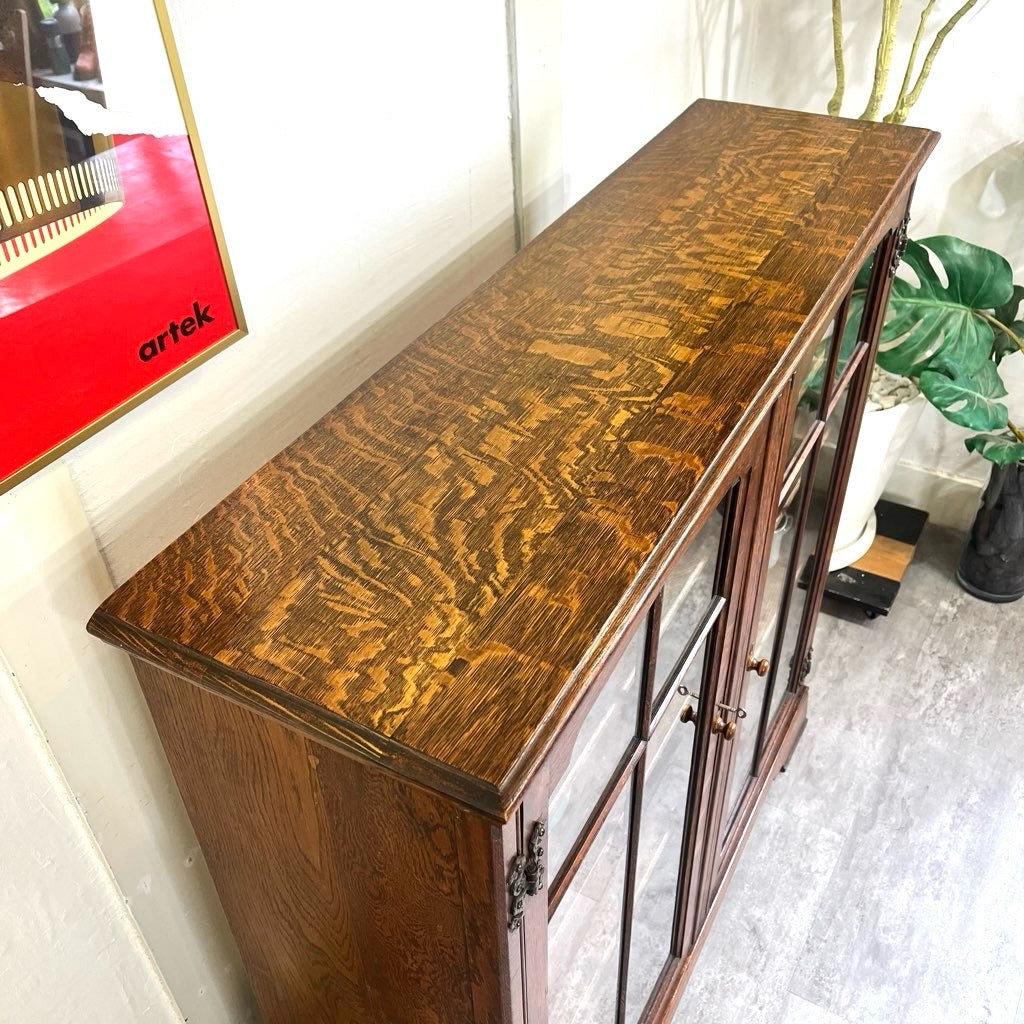 英国 アンティーク カップボード ショーケース 飾り棚 キャビネット