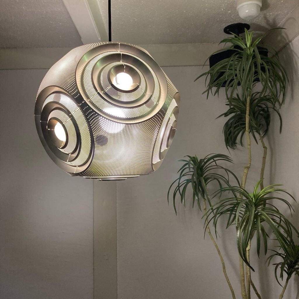 トム・ディクソン / Tom Dixon カーブ / Curve 32 ボール ペンダントライト 希少