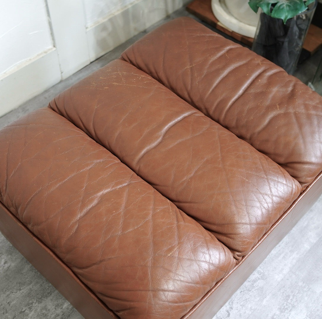 モビリア / mobilia デセデ オットマン 本革 ヴィンテージ