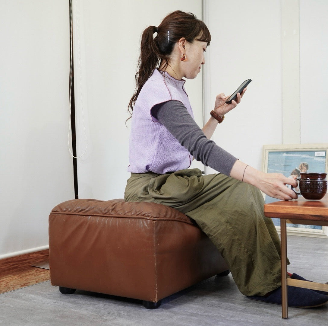 モビリア / mobilia デセデ オットマン 本革 ヴィンテージ