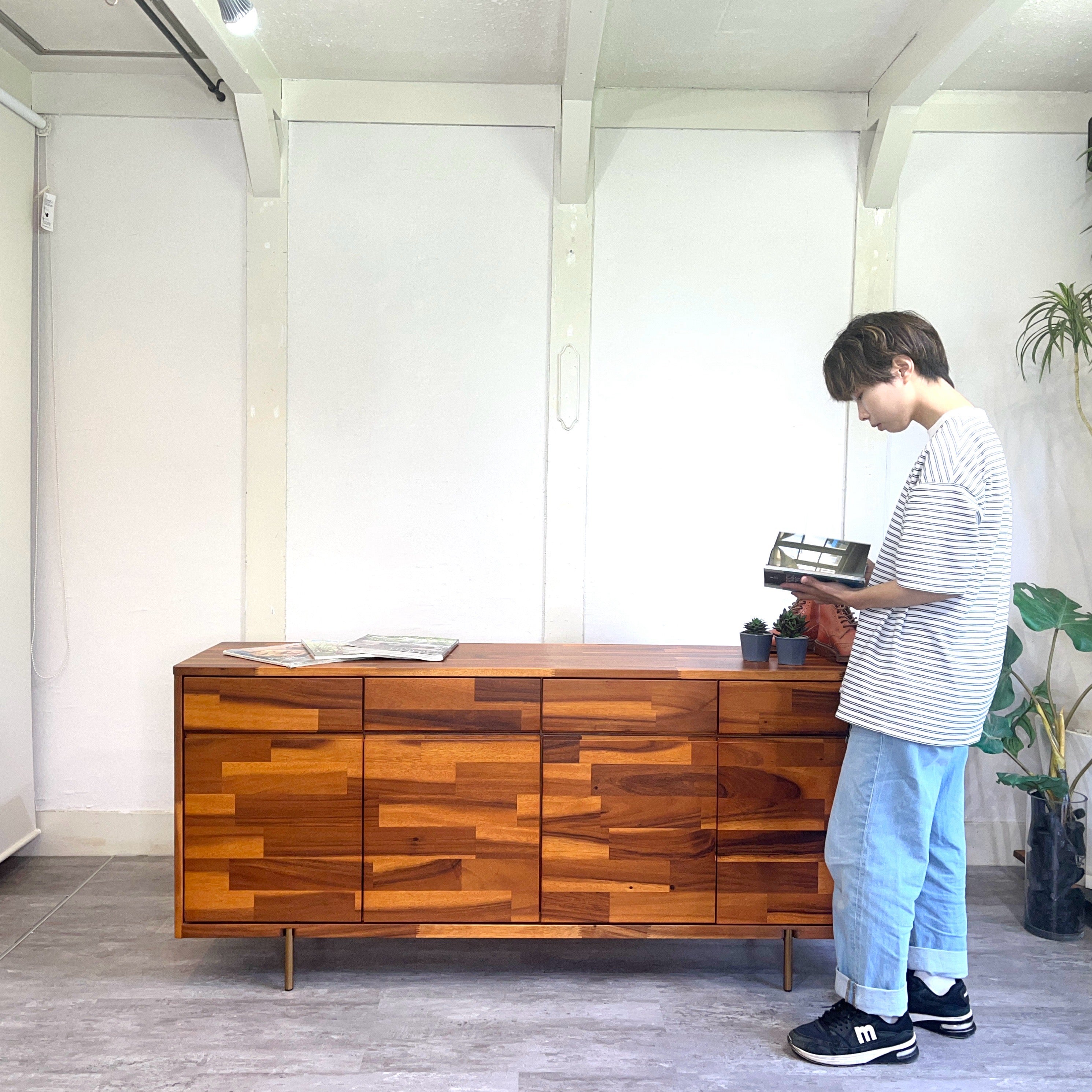 source アーティヴォ / ATTIVO サイドボード 161 展示品