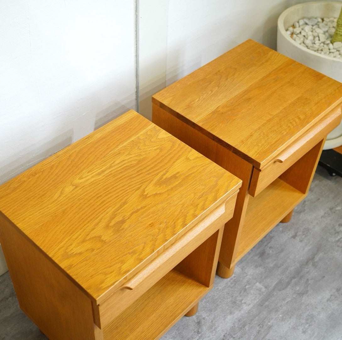 ソース / source サラ / SALA ナイトテーブル サイドテーブル 展示品