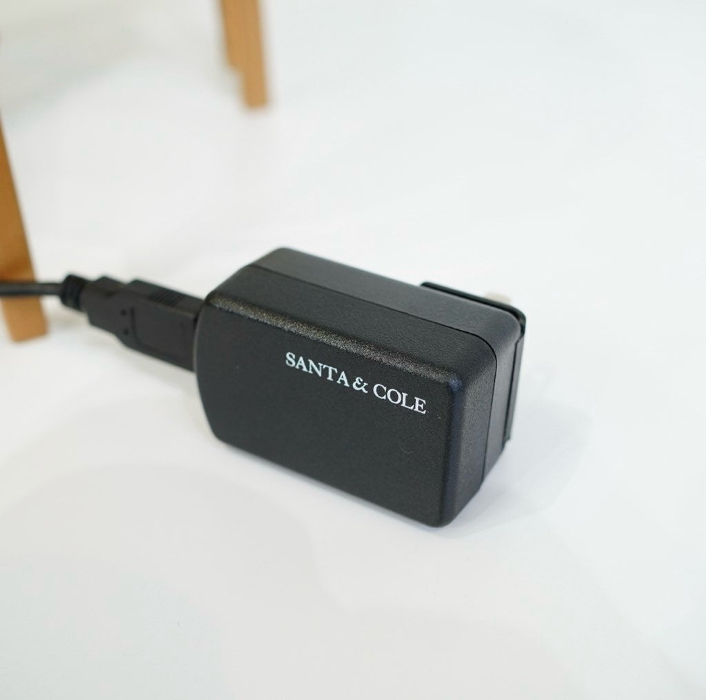 サンタ&コール / Santa&Cole セスティタ バテリア / CESTITA BATERIA ポータブルランプ スタンドランプ 展示品