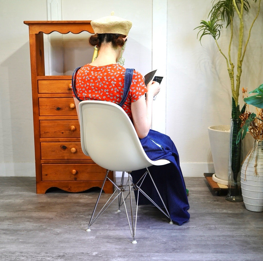 ハーマンミラー / Herman Miller サイドシェルチェア ベージュ エッフェルベース チャールズ&レイ・イームズ ヴィンテージ