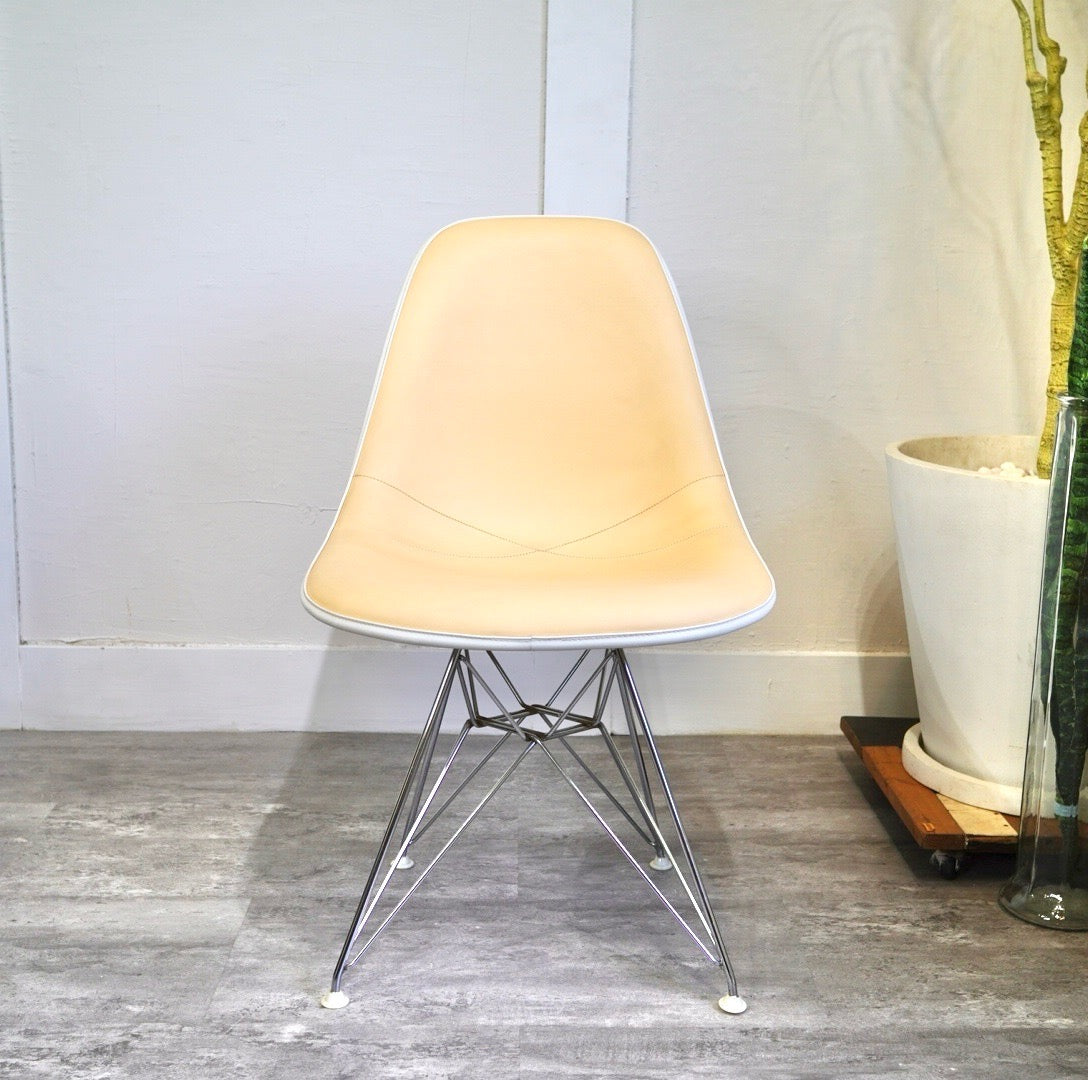 ハーマンミラー / Herman Miller サイドシェルチェア ベージュ エッフェルベース チャールズ&レイ・イームズ ヴィンテージ