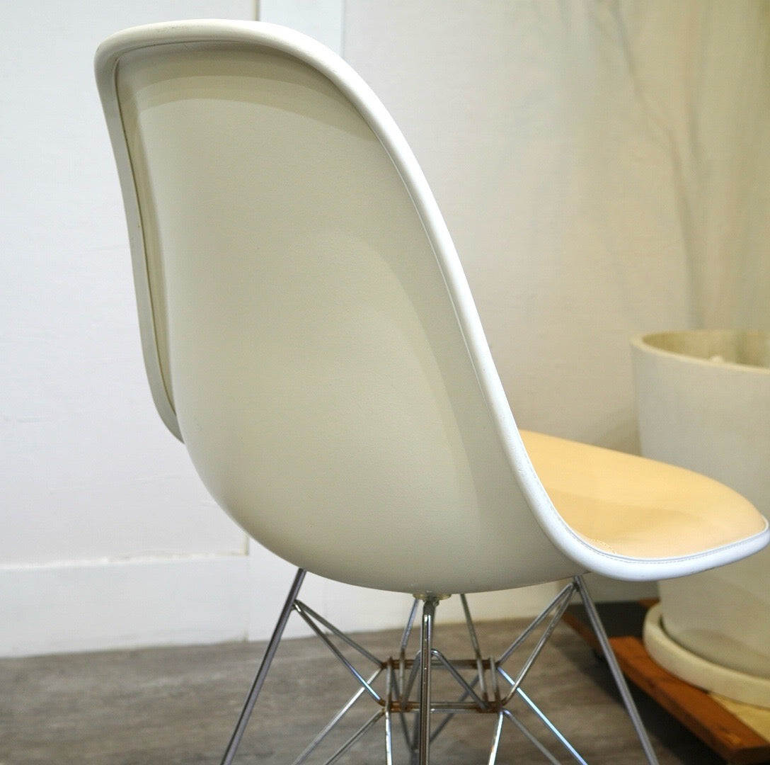 ハーマンミラー / Herman Miller サイドシェルチェア ベージュ エッフェルベース チャールズ&レイ・イームズ ヴィンテージ