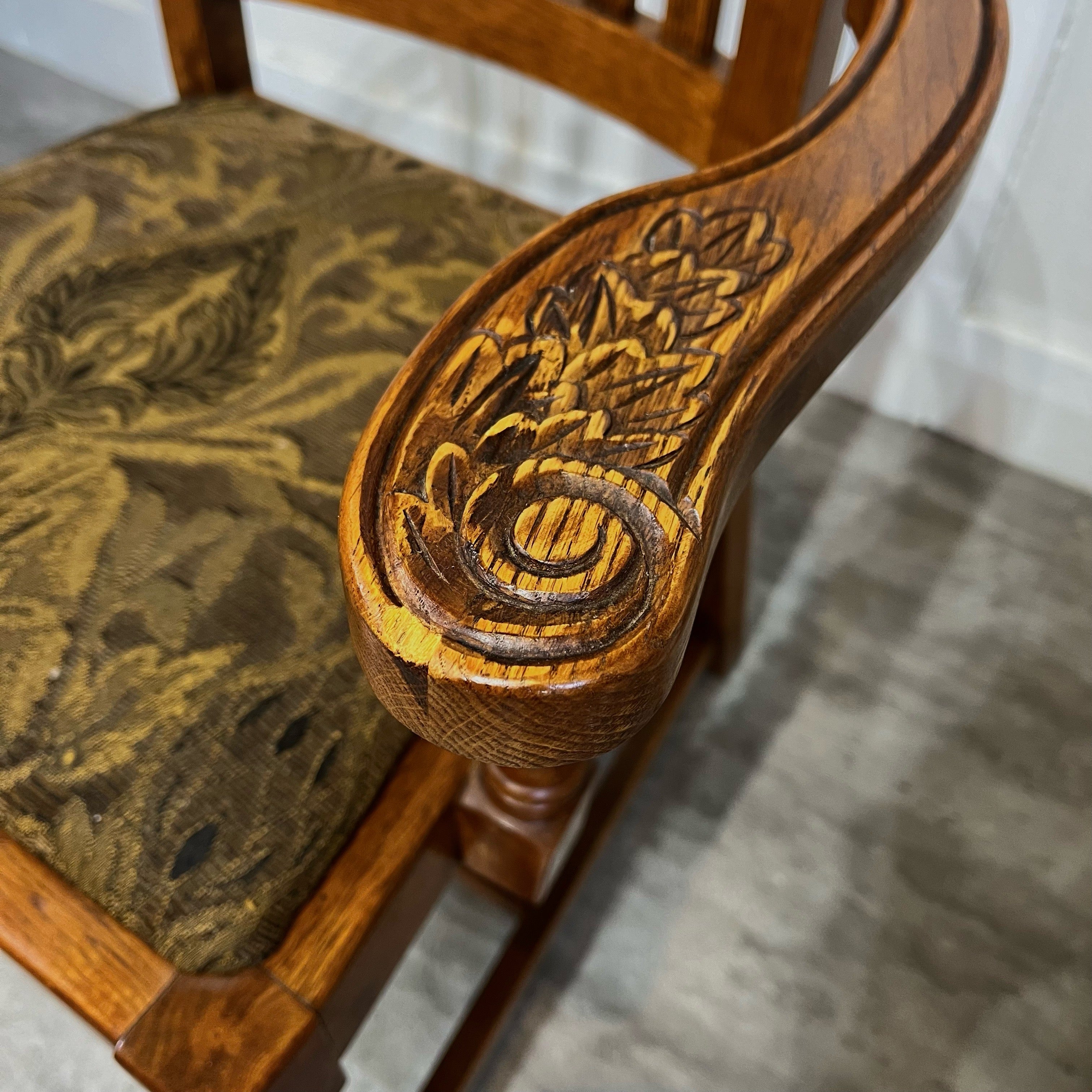 クラシック ダイニング アームチェア ツイストレッグ アンティーク調 オーク材