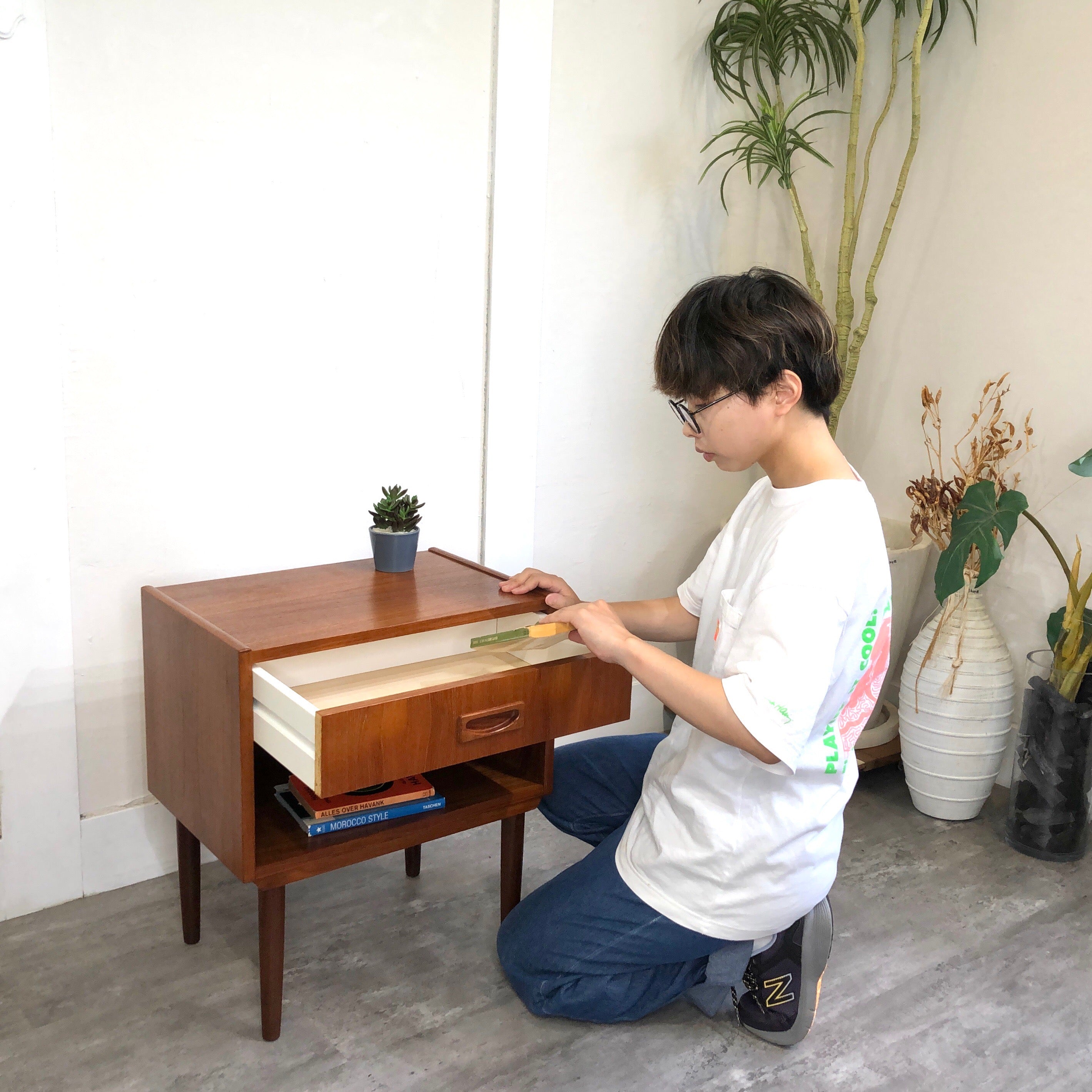北欧デンマーク サイドテーブル チーク材 ヴィンテージ