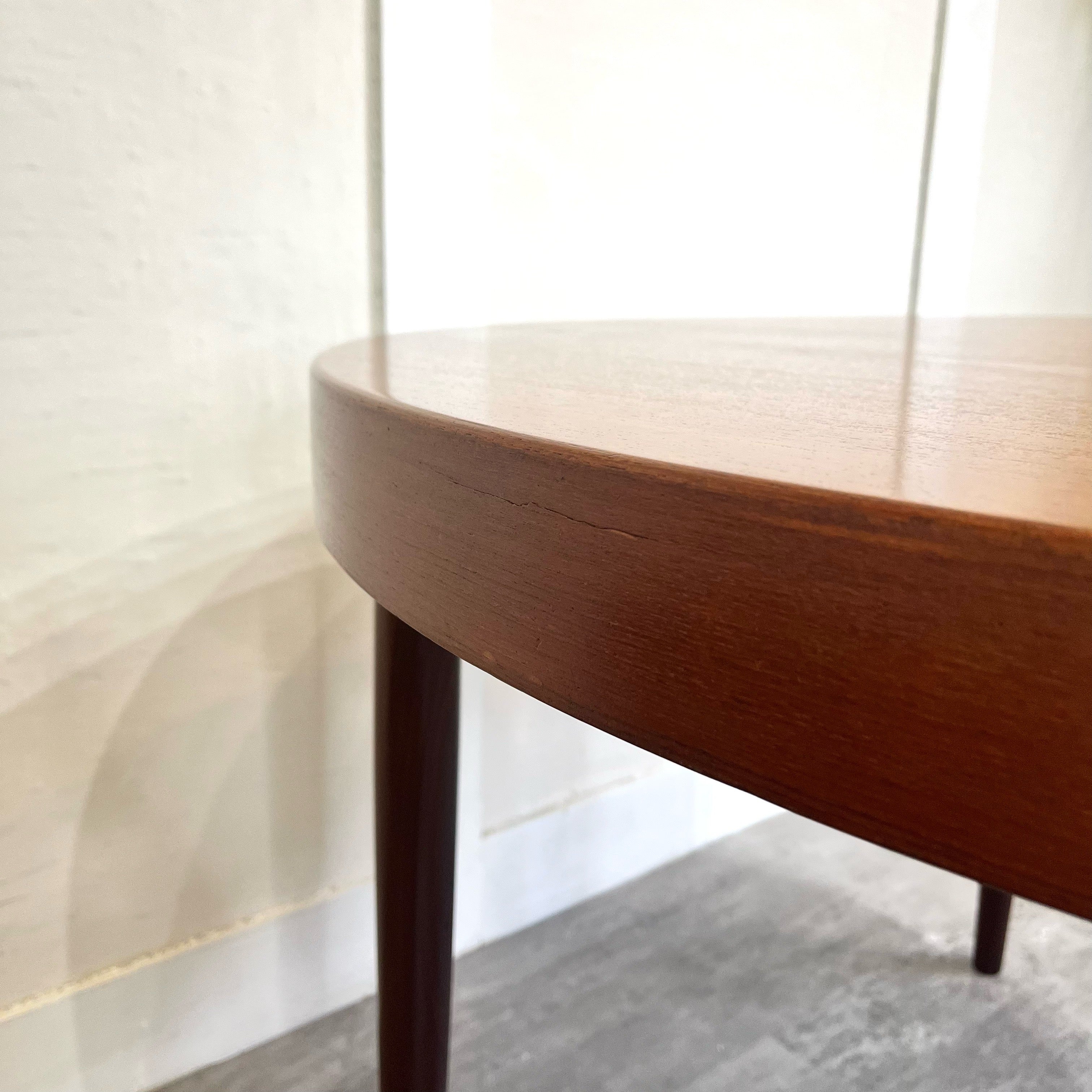 北欧ヴィンテージ エクステンションラウンドテーブル チーク材 デンマーク