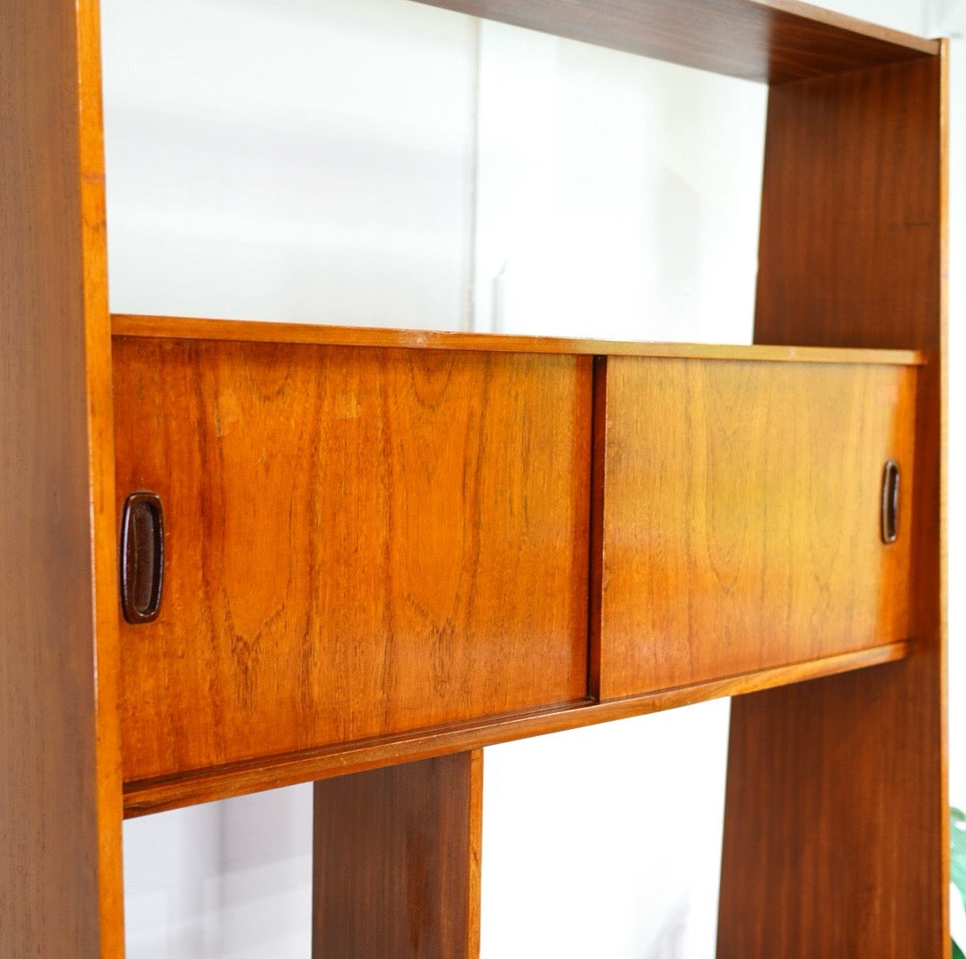 イギリスヴィンテージ ブックシェルフ オープンラック ディバイダー チーク材