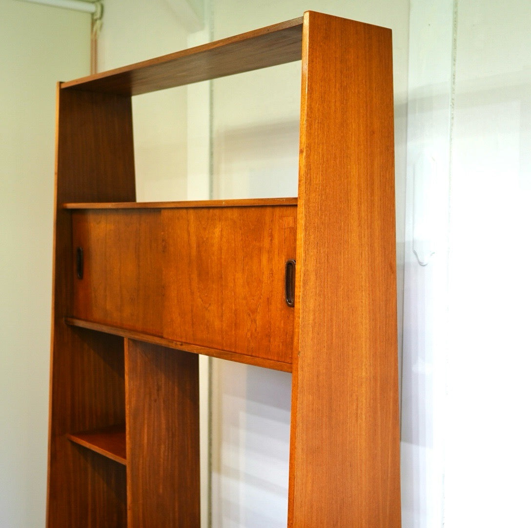 イギリスヴィンテージ ブックシェルフ オープンラック ディバイダー チーク材