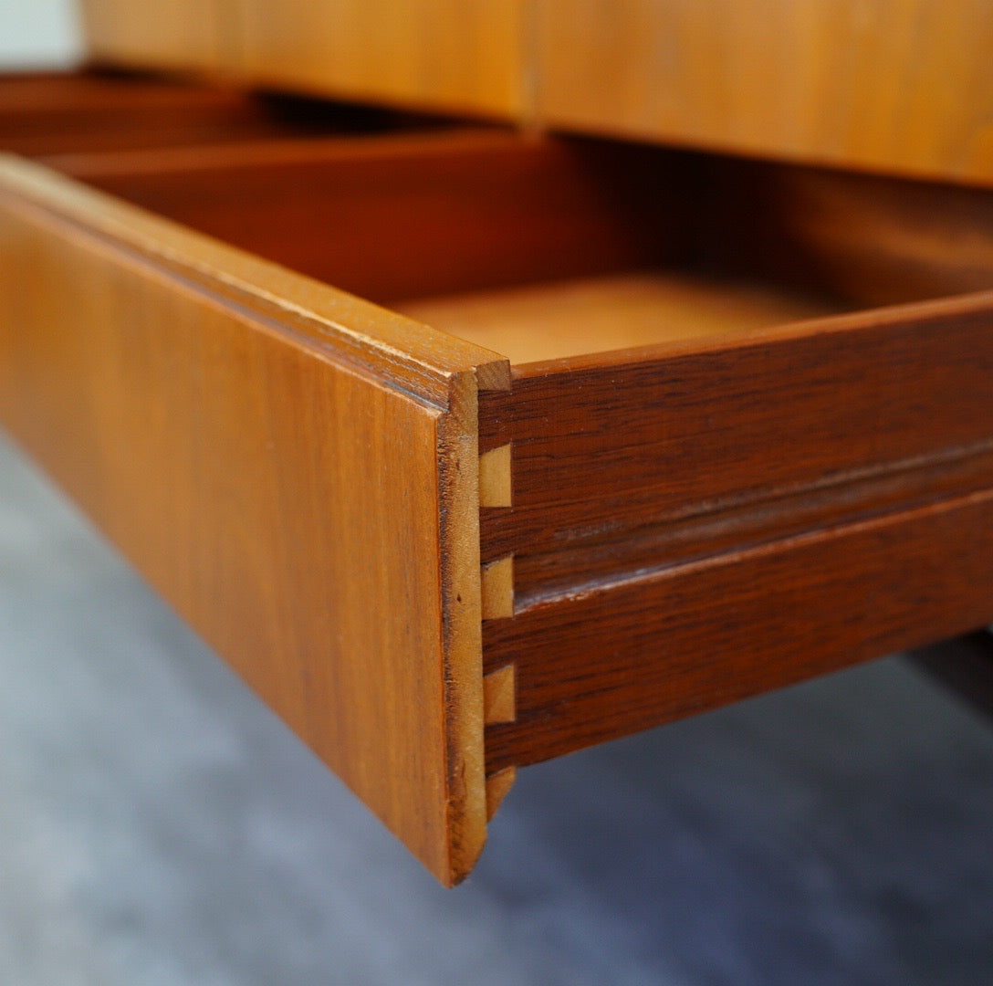 メレデュー / MEREDEW ヴィンテージサイドボード