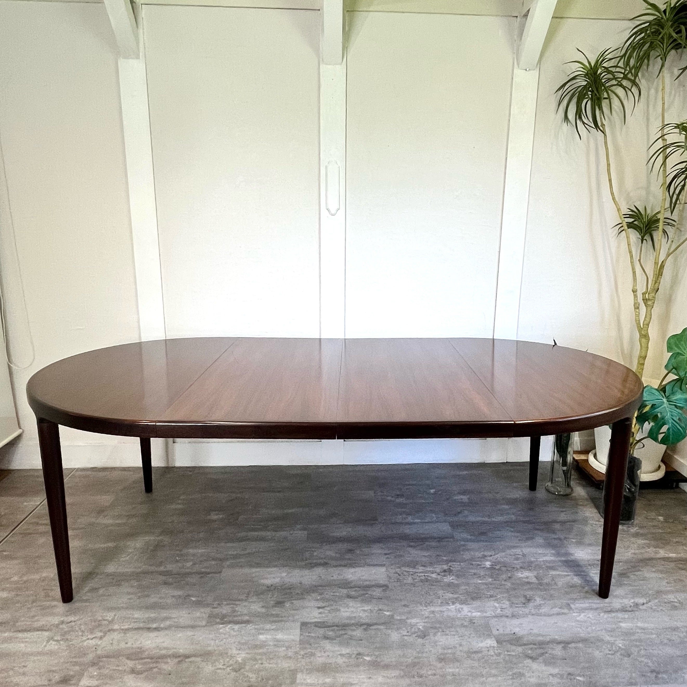 北欧 ヴィンテージ 伸長式ラウンドダイニングテーブル ローズウッド