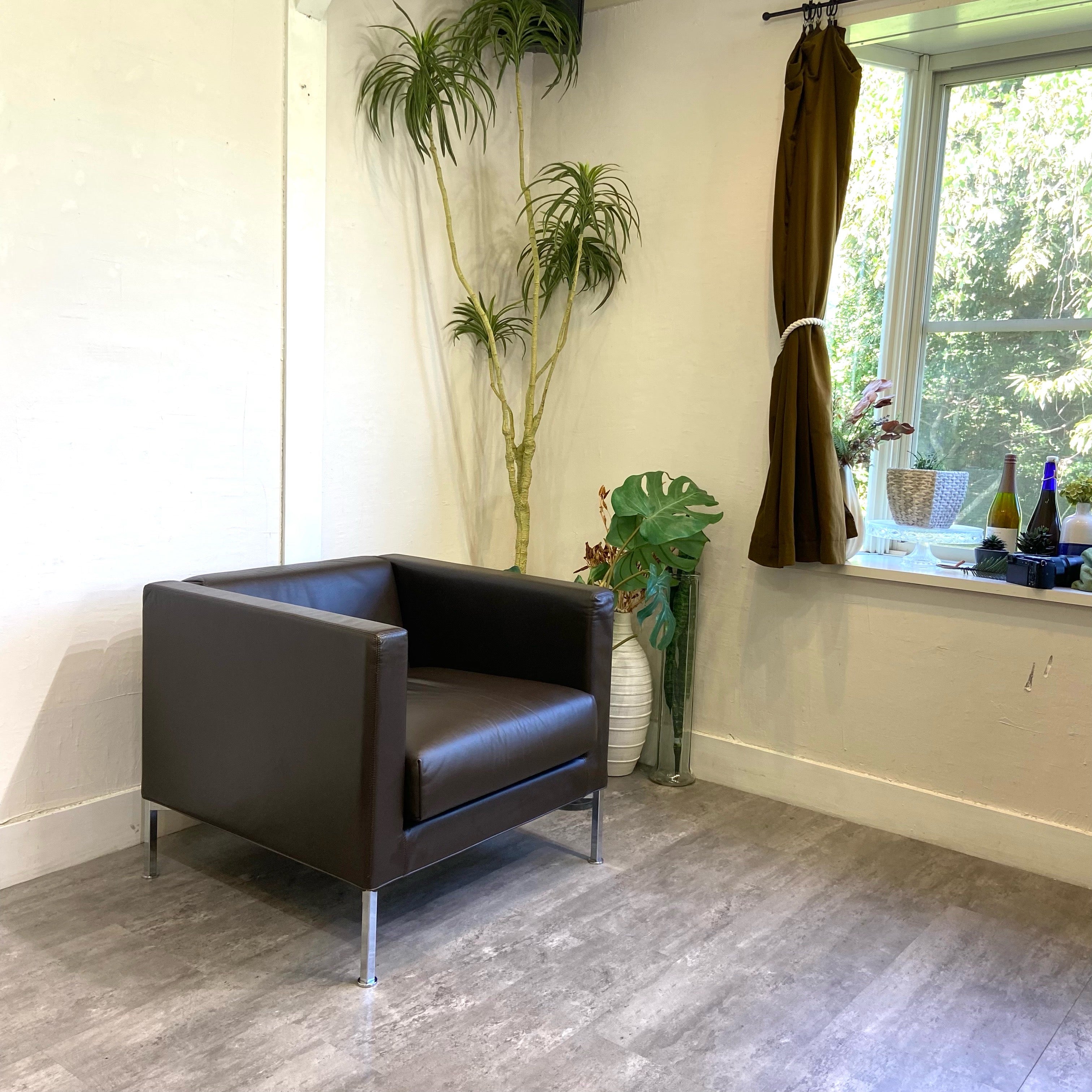 カッシーナイクスシー / Cassina ixc. ボックス スモールソファ 1人掛け ピエロ・リッソーニ 本革