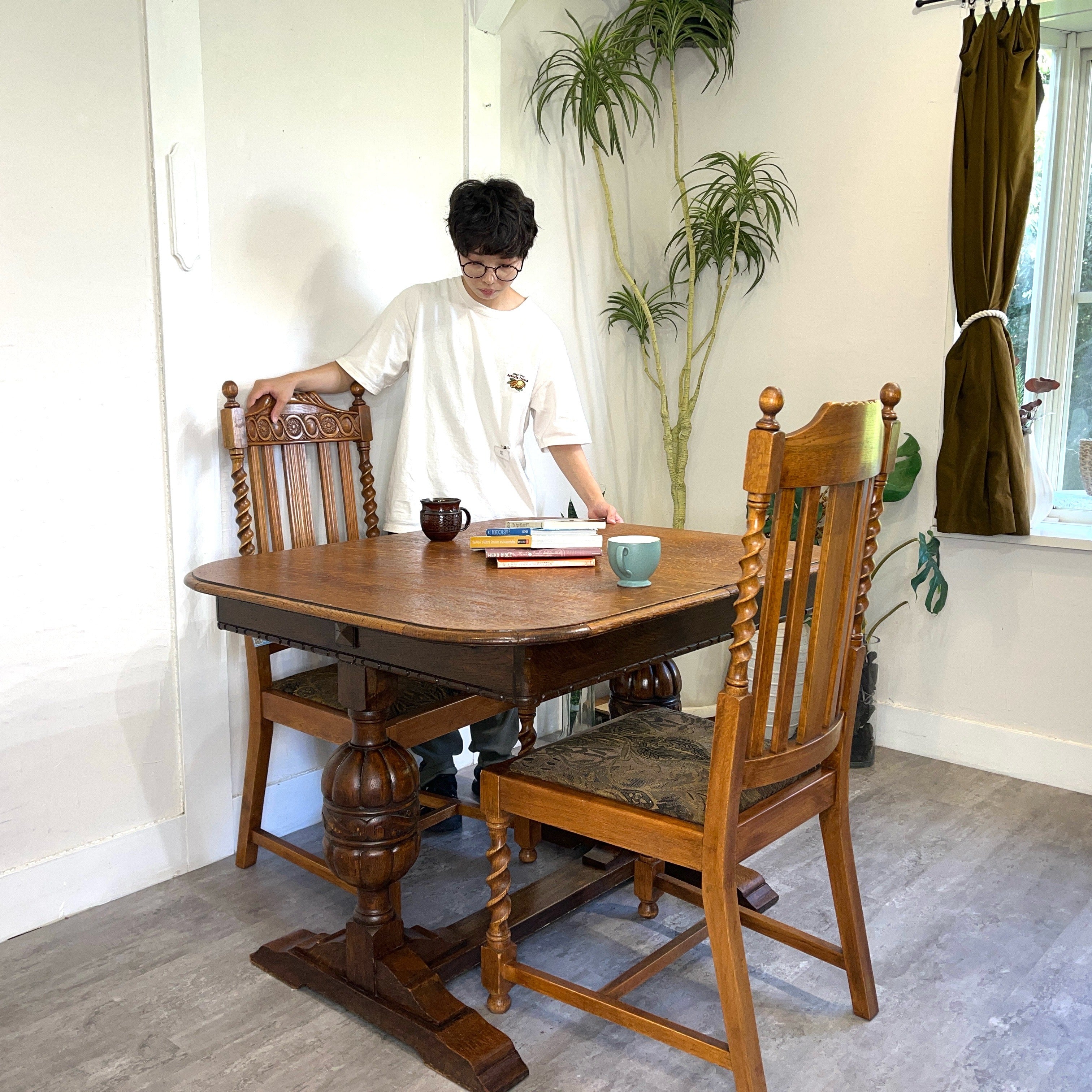 CELERITY パイナップルレッグ ドローリーフテーブル 伸長式ダイニングテーブル 英国アンティーク