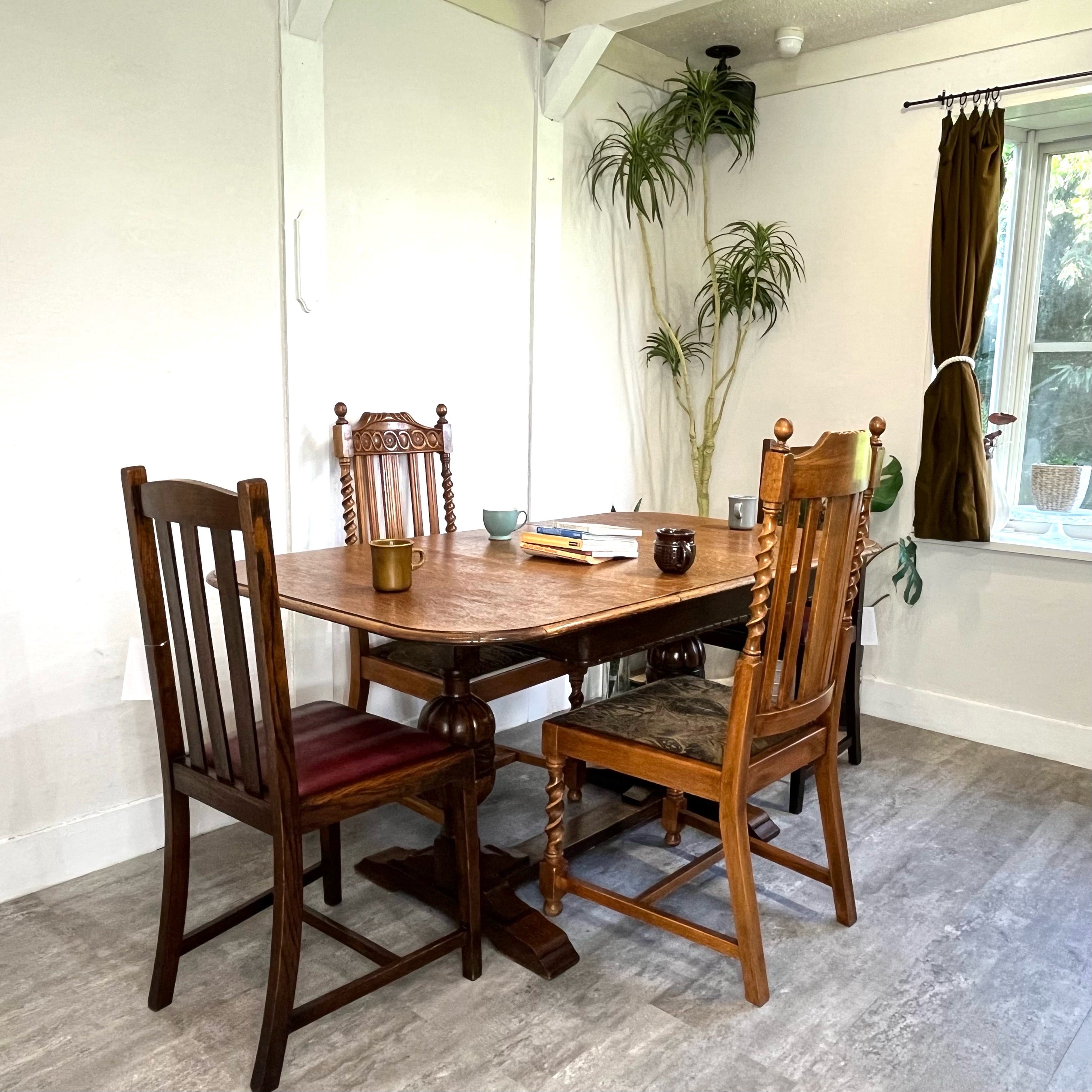 CELERITY パイナップルレッグ ドローリーフテーブル 伸長式ダイニングテーブル 英国アンティーク