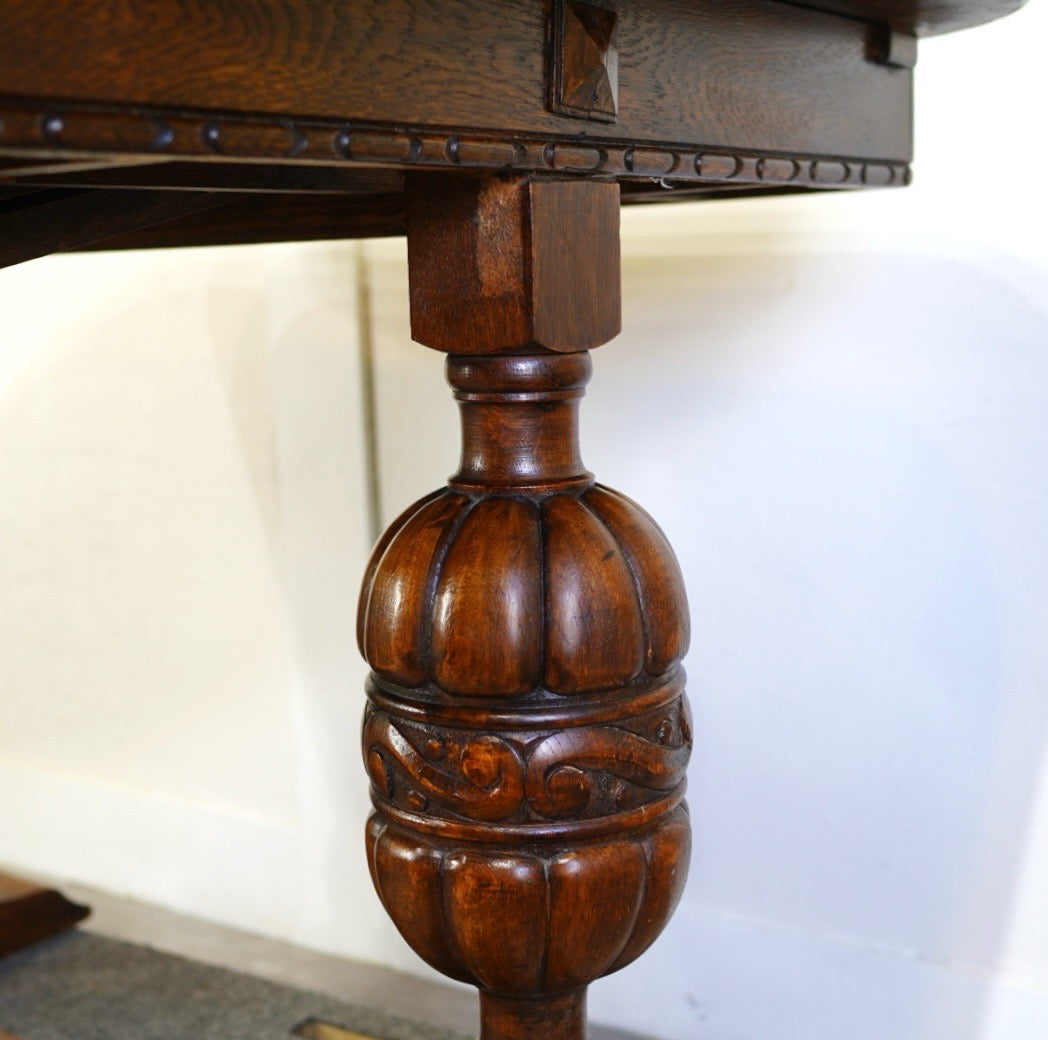 CELERITY パイナップルレッグ ドローリーフテーブル 伸長式ダイニングテーブル 英国アンティーク