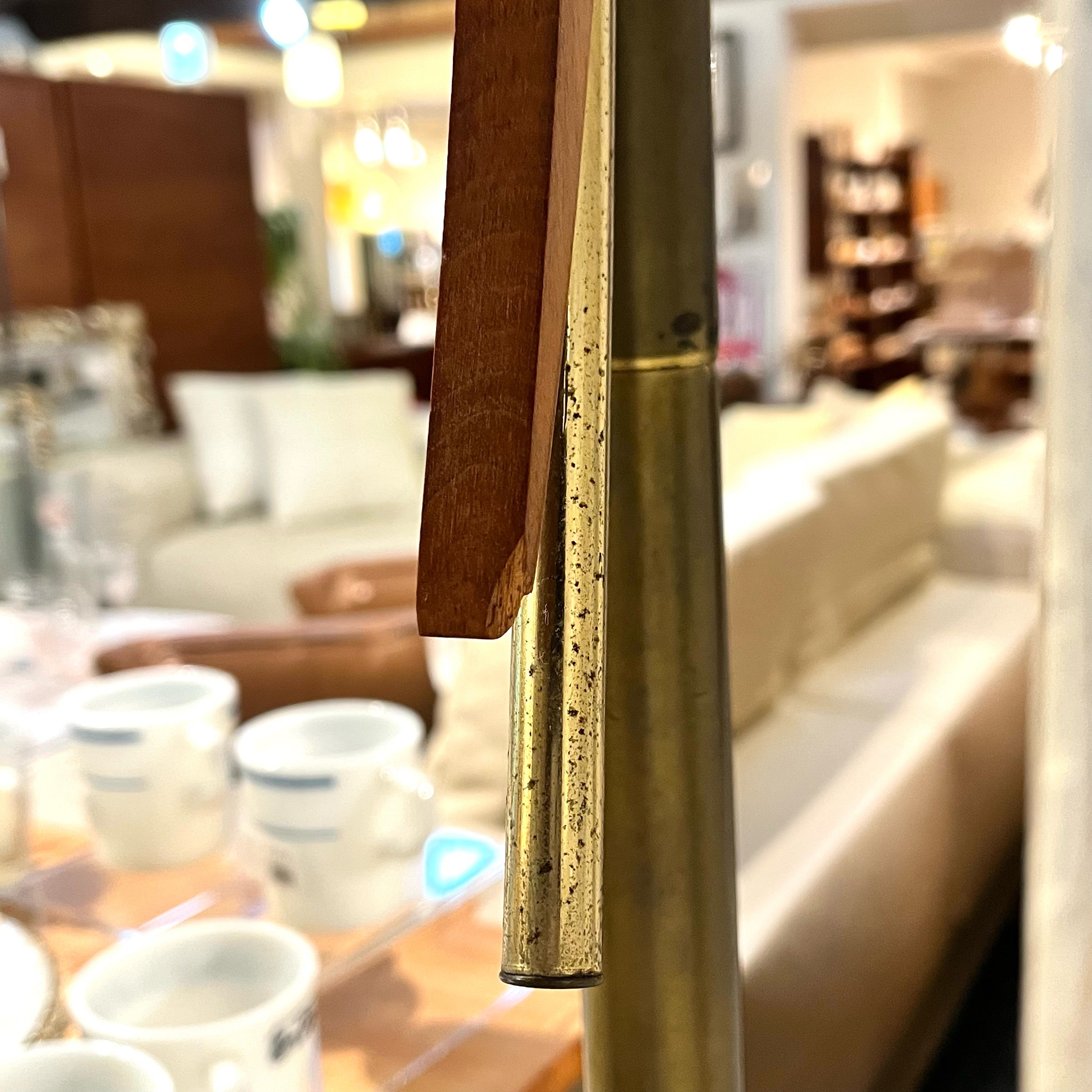 アメリカ ヴィンテージ テンションポールランプ 3灯 突っ張り式