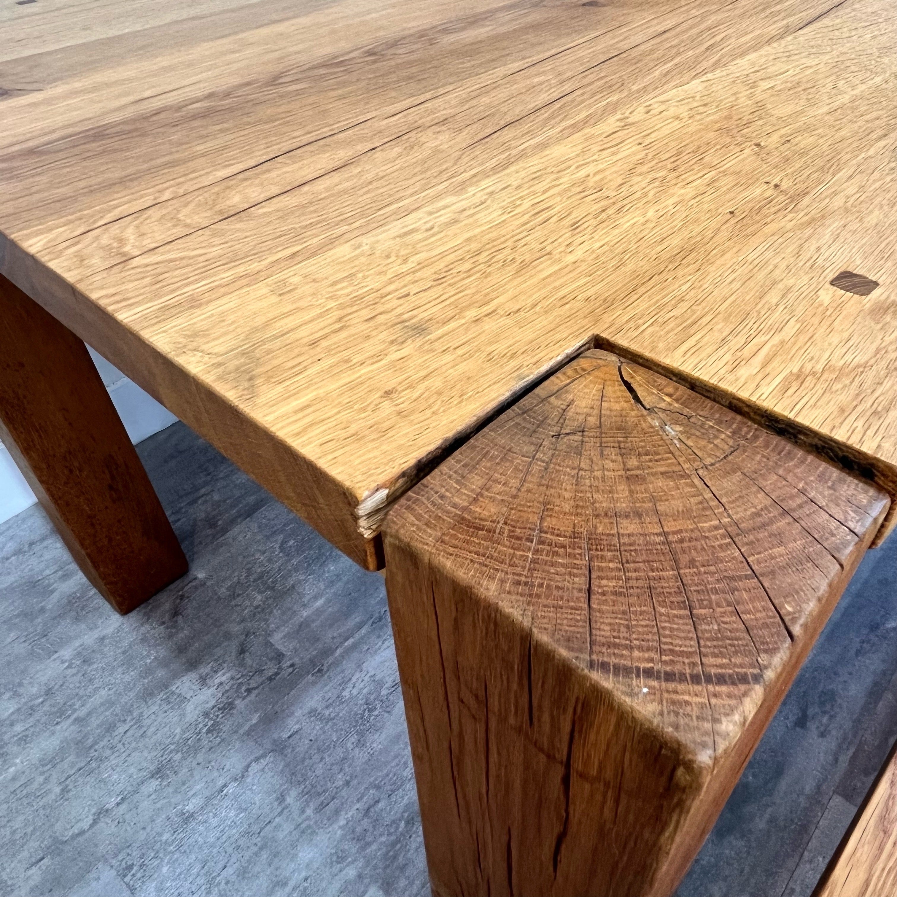 クレイト&バレル / Crate & Barrel テラ / Terra オーク無垢材ダイニングテーブル