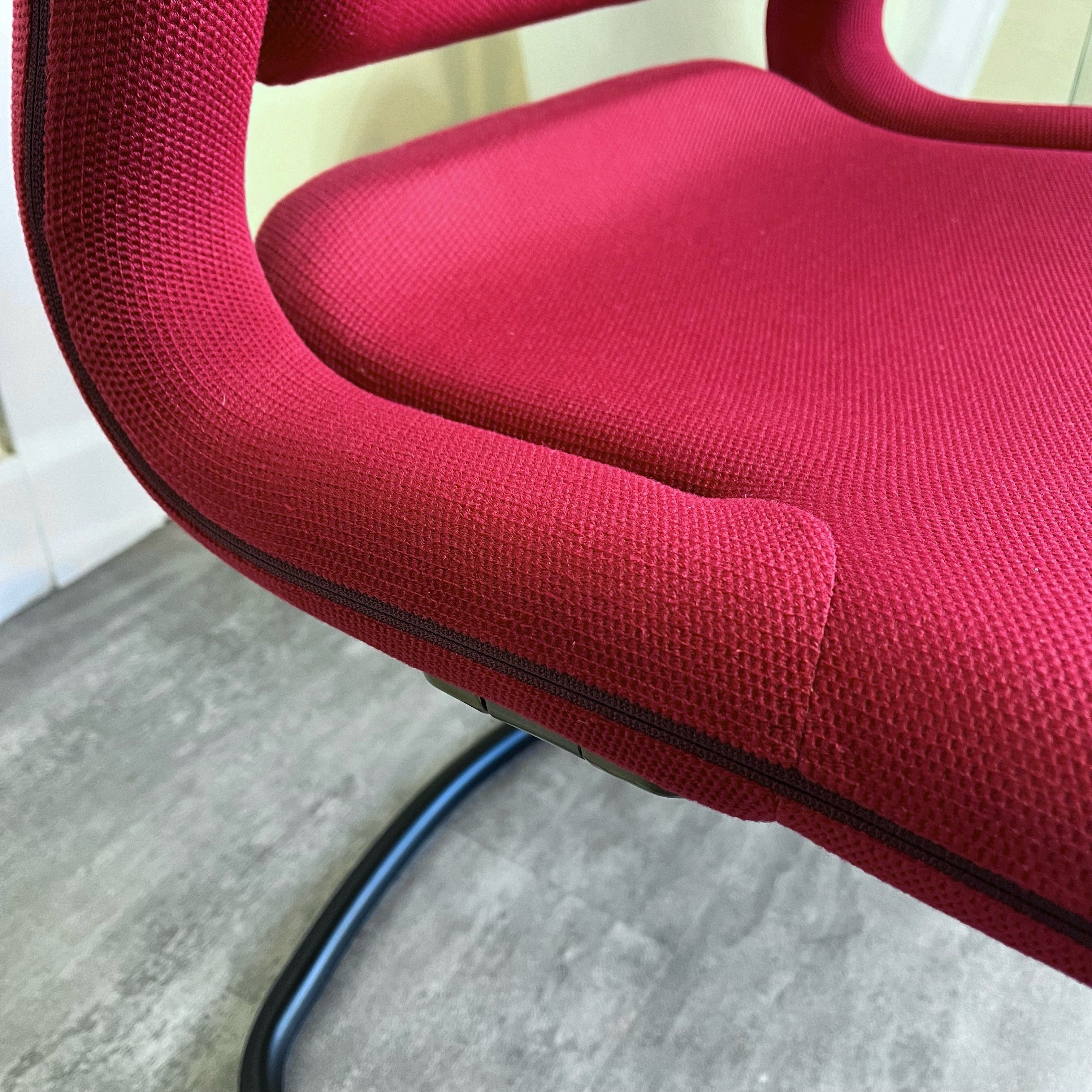 ハーマンミラー / Herman Miller エクアチェア カンチレバー レッド