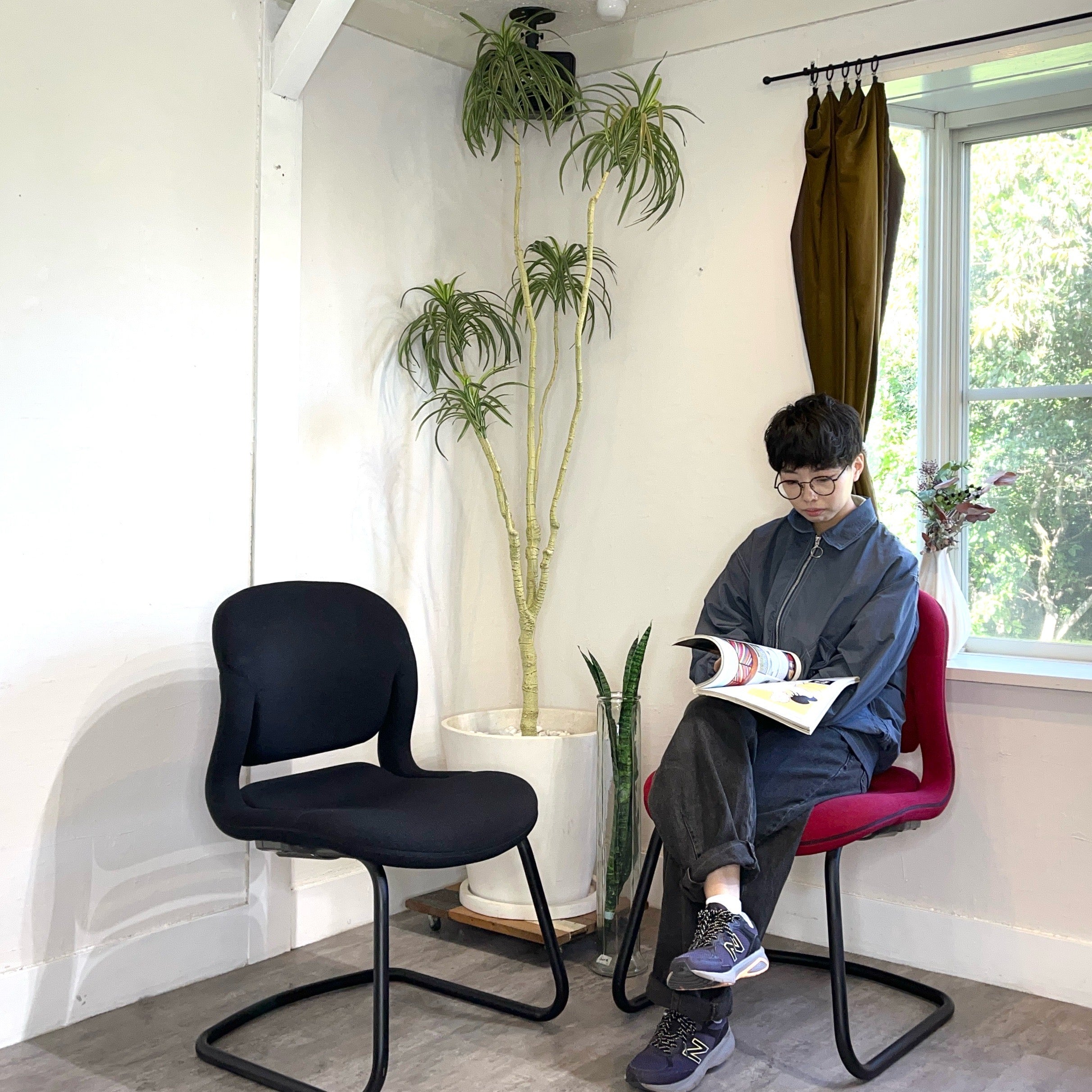 ハーマンミラー / Herman Miller エクアチェア カンチレバー レッド