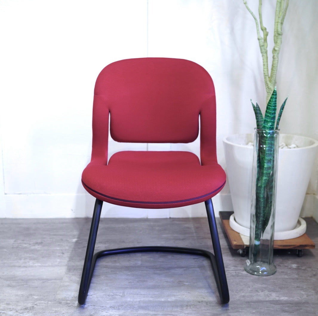 ハーマンミラー / Herman Miller エクアチェア カンチレバー レッド