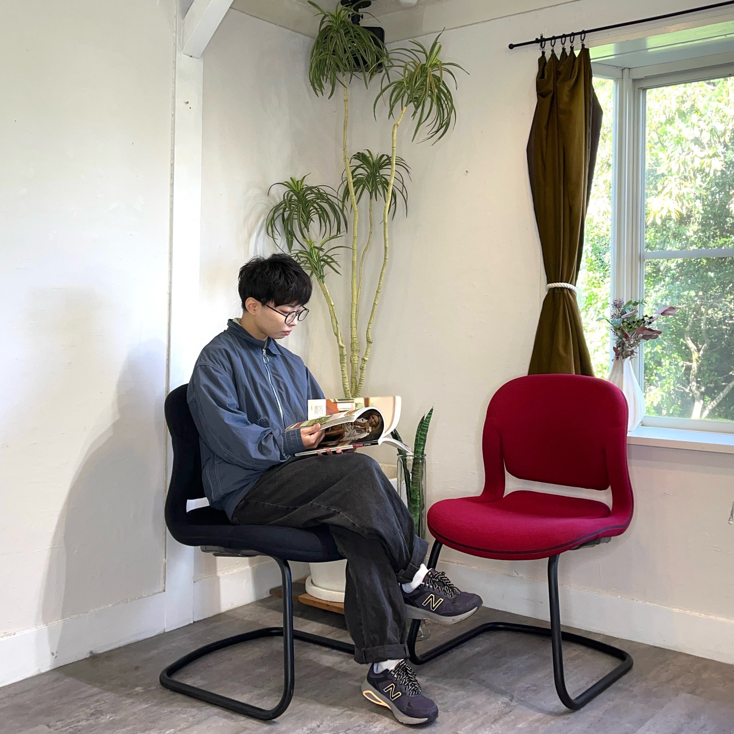 ハーマンミラー / Herman Miller エクアチェア カンチレバー ブラック