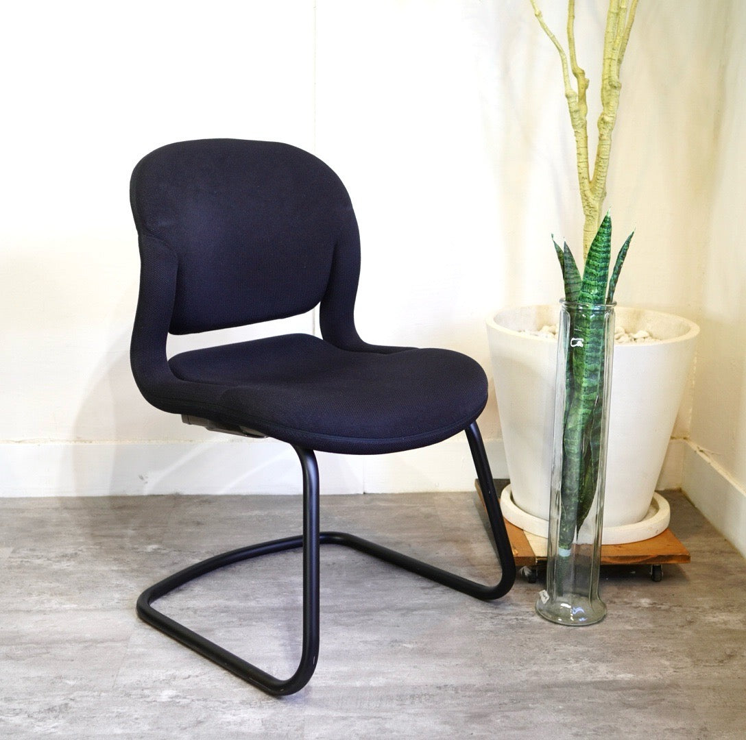 ハーマンミラー / Herman Miller エクアチェア カンチレバー ブラック