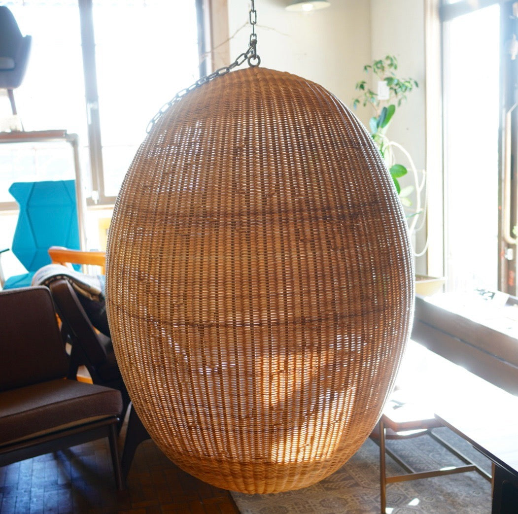 ヤマカワラタン ハンギングエッグチェア レストチェア ナナ・ディッツェル 屋内用