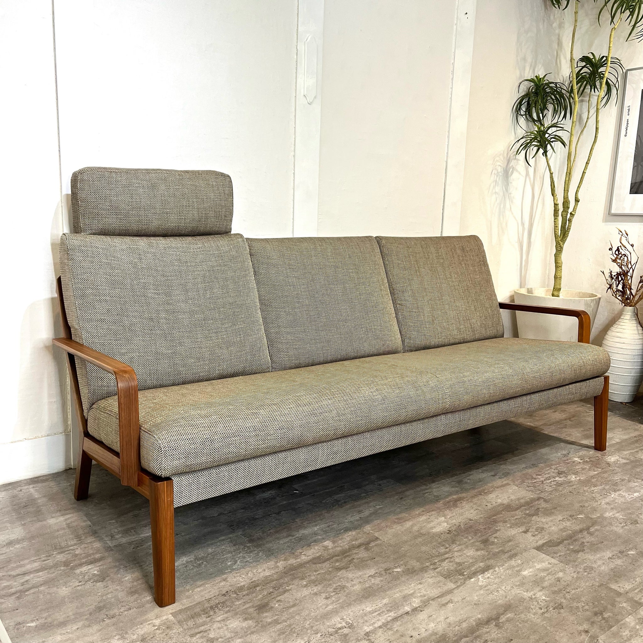 カリモク家具 karimoku WUモデル 3人掛けソファ WU4503 ヘッドレスト 