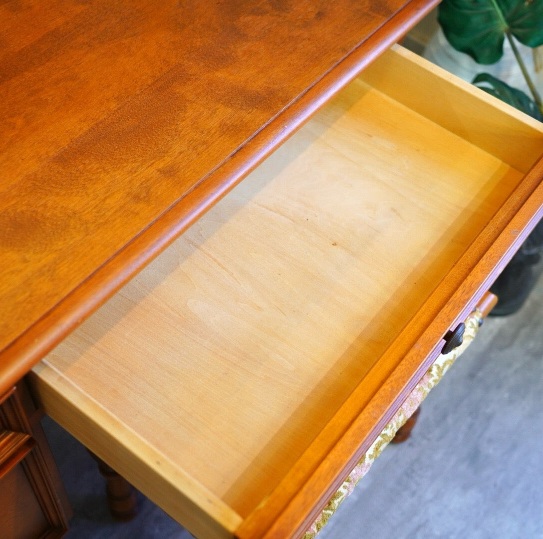 横浜ダニエル ドレッサー&収納付スツール 化粧台