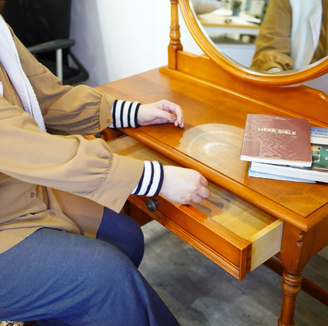 横浜ダニエル ドレッサー&収納付スツール 化粧台