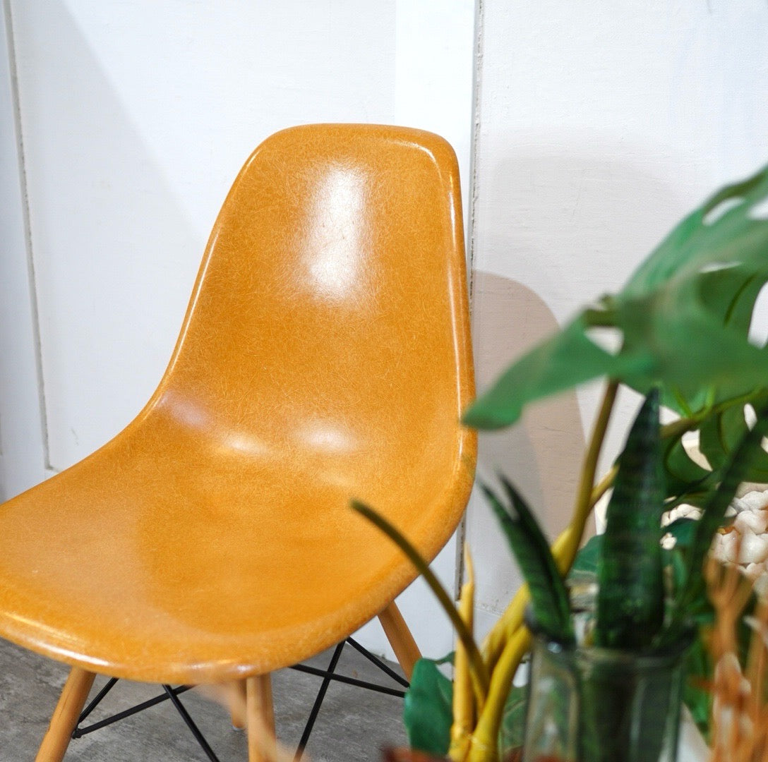 ハーマンミラー / Herman Miller サイドシェルチェア FRP ドゥエルレッグ チャールズ&レイ・イームズ ヴィンテージ