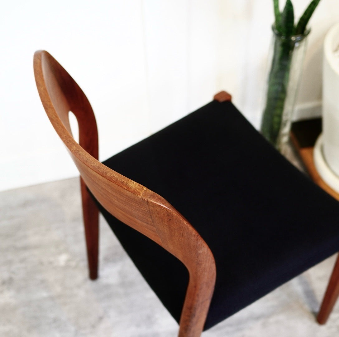 J・L・モラー / J.L.Moller Model No. 71 ダイニングチェア ニールス・O・モラー/Niels O.Moller チーク デンマーク ヴィンテージ