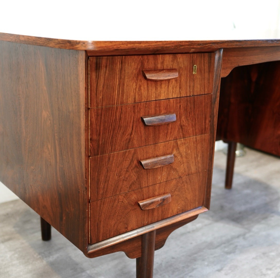 キドニーデスク 両袖デスク ローズウッド 北欧デンマーク ヴィンテージ