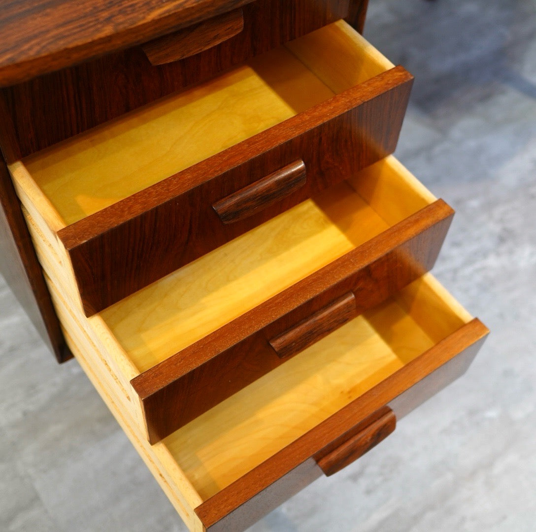 キドニーデスク 両袖デスク ローズウッド 北欧デンマーク ヴィンテージ