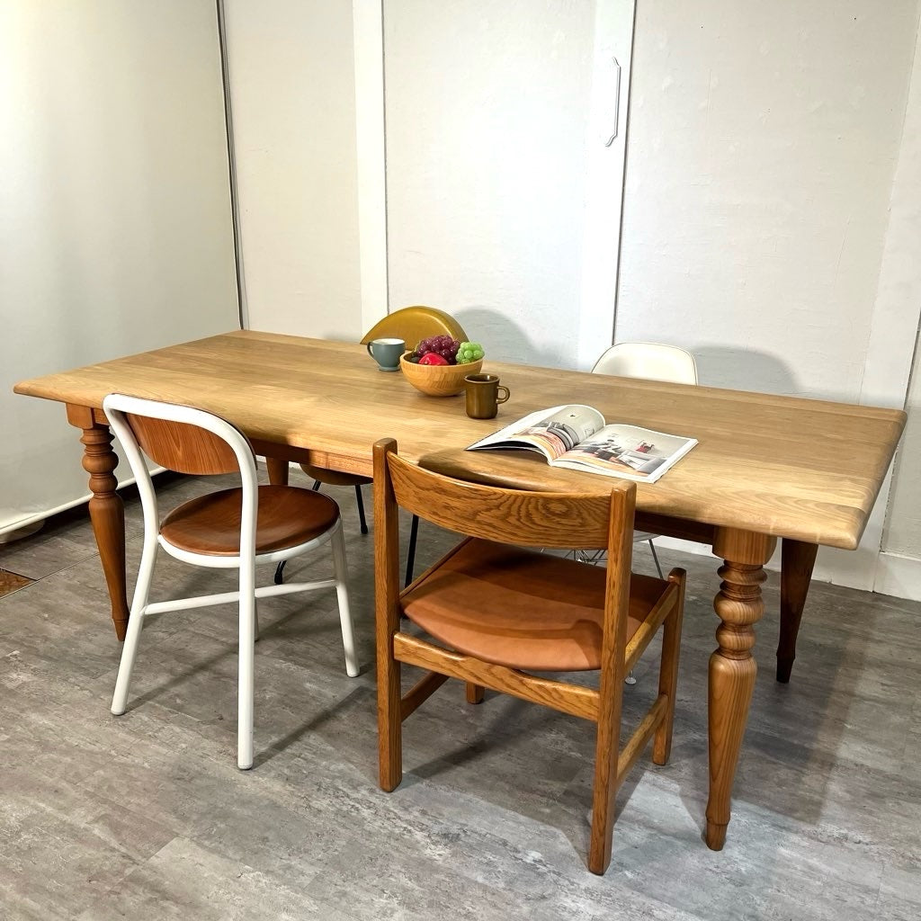 タイム&スタイル / Time & Style マジェスティ / MAJESTY ターンドレッグダイニングテーブル ろくろ脚 W200 展示品