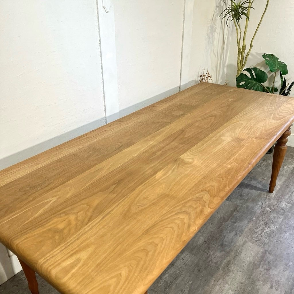 タイム&スタイル / Time & Style マジェスティ / MAJESTY ターンドレッグダイニングテーブル ろくろ脚 W200 展示品