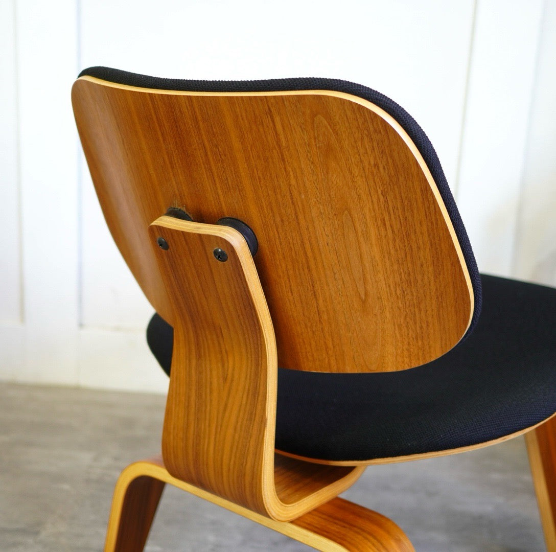 ハーマンミラー / Herman Miller プライウッドラウンジチェア LCW パット付 チャールズ&レイ・イームズ